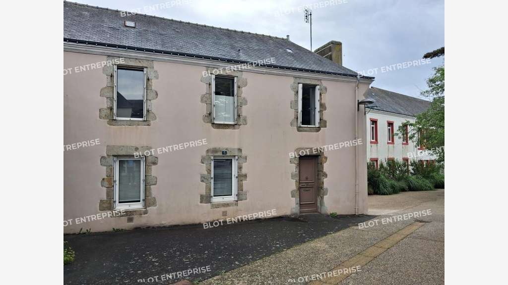 À LOUER - BUREAUX - GUIDEL - 70 m²