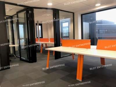 A louer bureaux 1121m² à Guipavas zone de Prat Pip