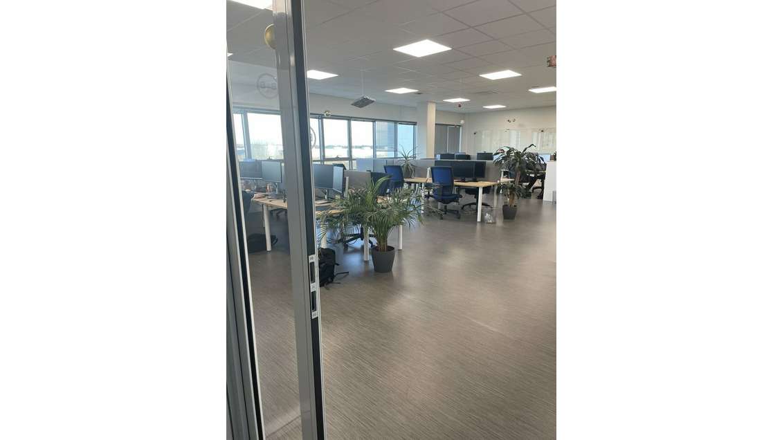 A louer bureaux 330m² R+1 à Guipavas