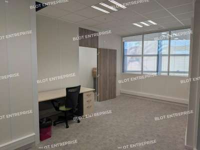 À LOUER - BUREAUX - 120 m² - GUIPAVAS