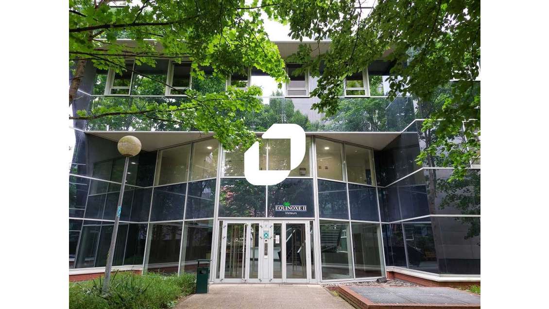 A louer Bureaux 1216m² Guyancourt