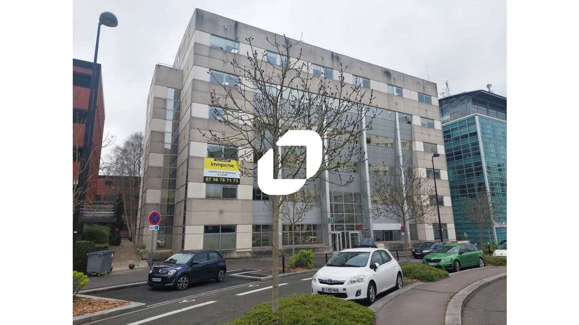 A louer Bureaux 211m² Guyancourt