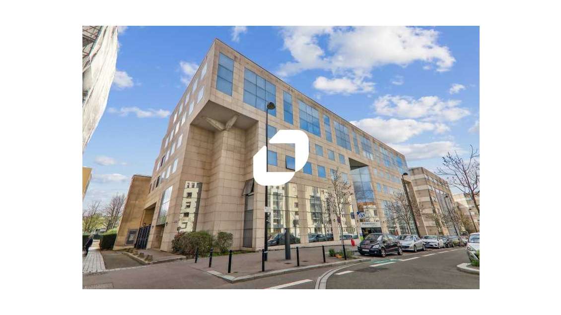 A louer Bureaux 807m² Guyancourt