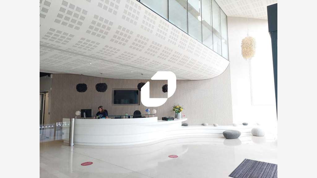 A louer Bureaux 617m² Guyancourt