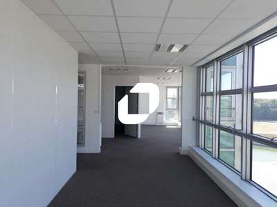 A louer Bureaux 205m² Guyancourt