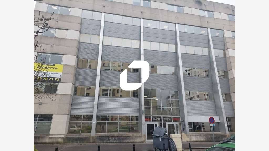 A louer Bureaux 211m² Guyancourt