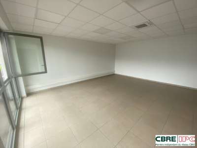 A louer bureaux 40m² très belle visibilté Hagetmau