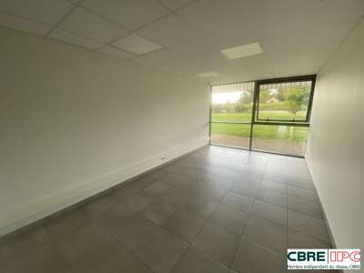 A louer bureaux 70m² belle visibilité à Hagetmau