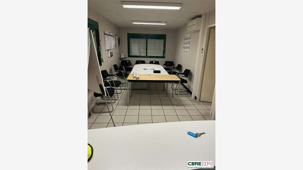 Location bureaux 400m² ZI Rocade Sud à Hagetmau
