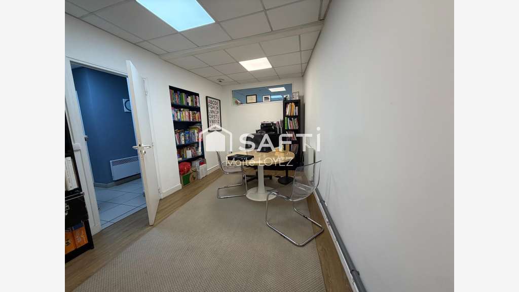 A louer bureau 17m² à Hallennes-lez-Haubourdin