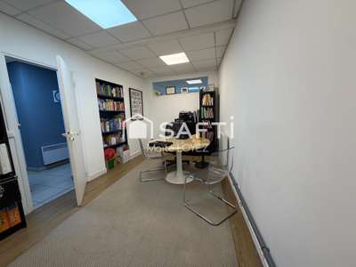 A louer bureau 17m² à Hallennes-lez-Haubourdin