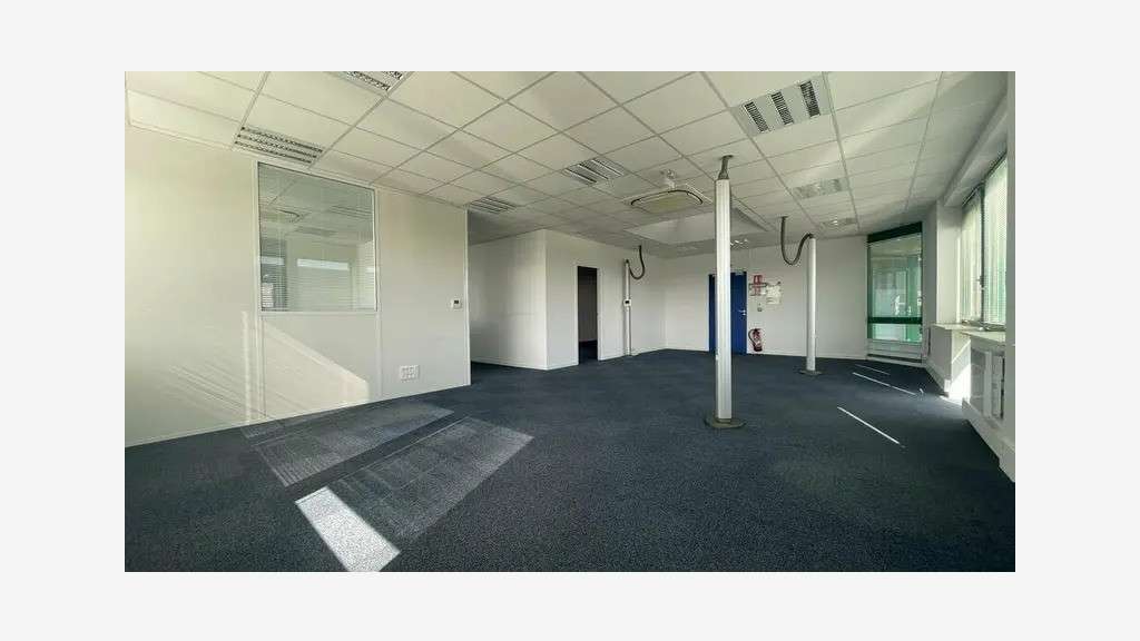 À louer bureaux 265m² à Harfleur