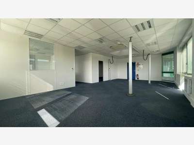 À louer bureaux 265m² à Harfleur