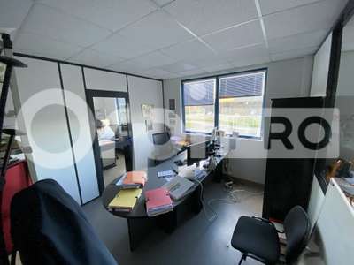 A louer bureaux 120m² à Gonfreville l'Orcher