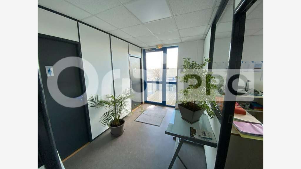 A louer bureaux 120m² à Gonfreville l'Orcher