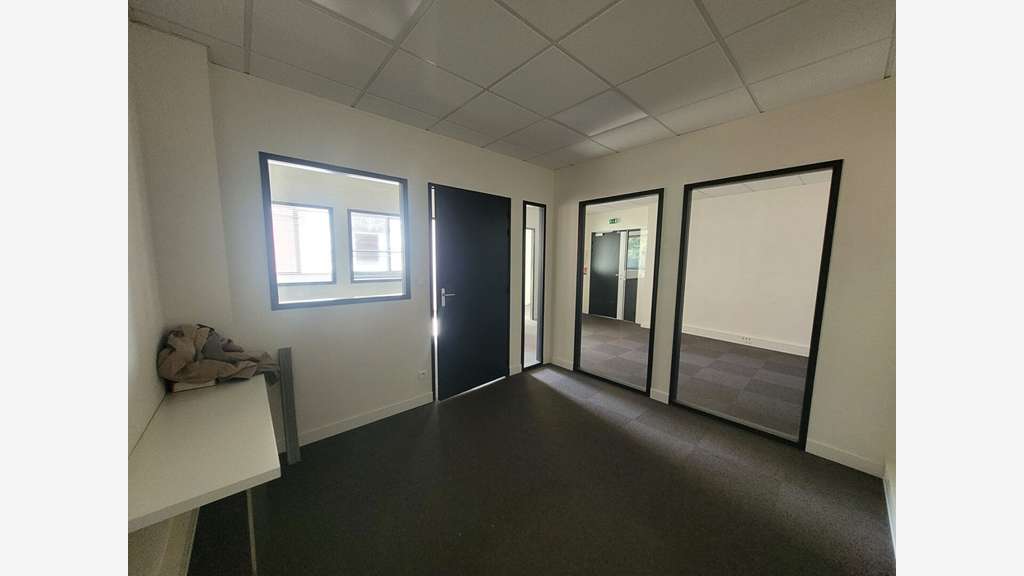 A louer bureaux 95,50m² an ZA à Haute Goulaine