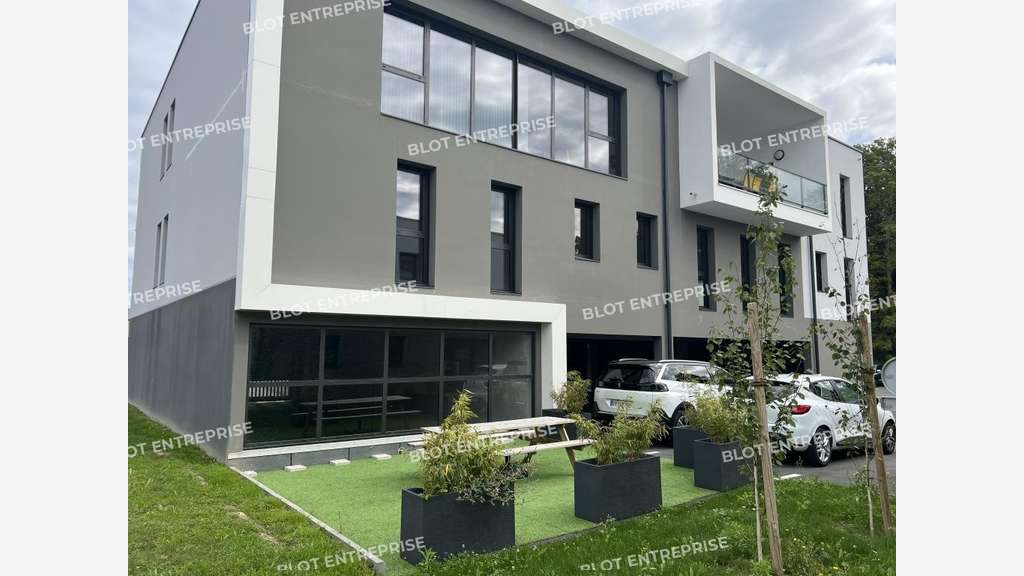 A louer bureaux neuf 305m² à Haute-Goulaine