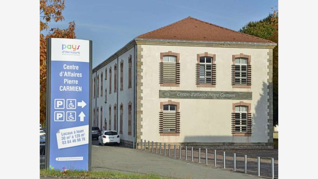 93 m² de bureaux à louer à Héricourt (70400)