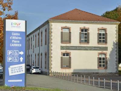 93 m² de bureaux à louer à Héricourt (70400)