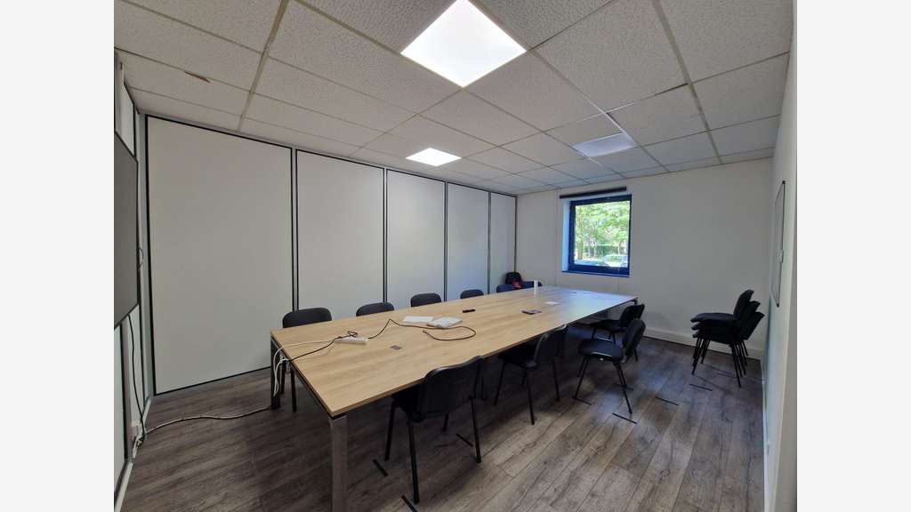 Bureaux aménagés 255m² à louer sur Caen Nord