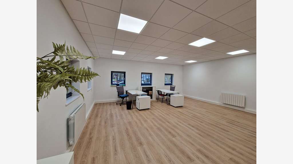 Nord de Caen - A LOUER - Environ 72 m² de Bureaux