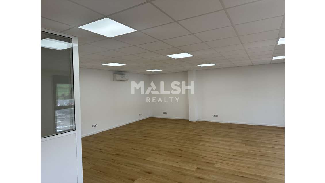 Bureaux à louer 70m² divisible en ZA à Heyrieux