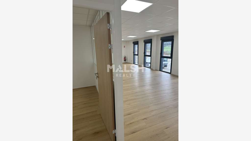 Bureaux à louer 70m² divisible en ZA à Heyrieux
