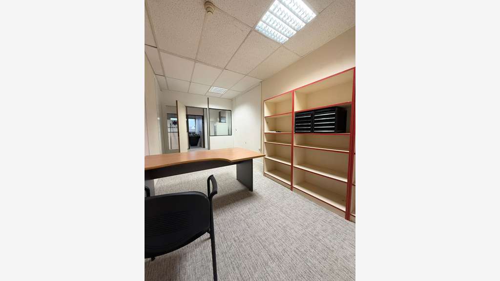 Surfaces de bureaux à louer à Houilles