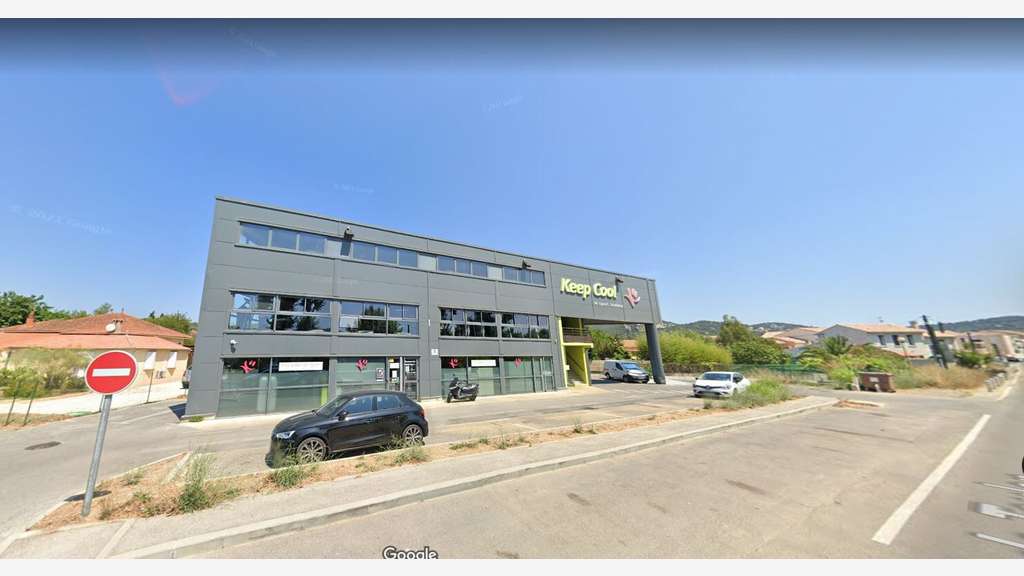 A louer bureaux de 230m² à Hyères La Bayorre