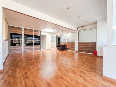 Location Bureaux à Hyères