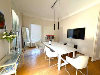 A louer bureaux de 250m² en centre ville de Hyères