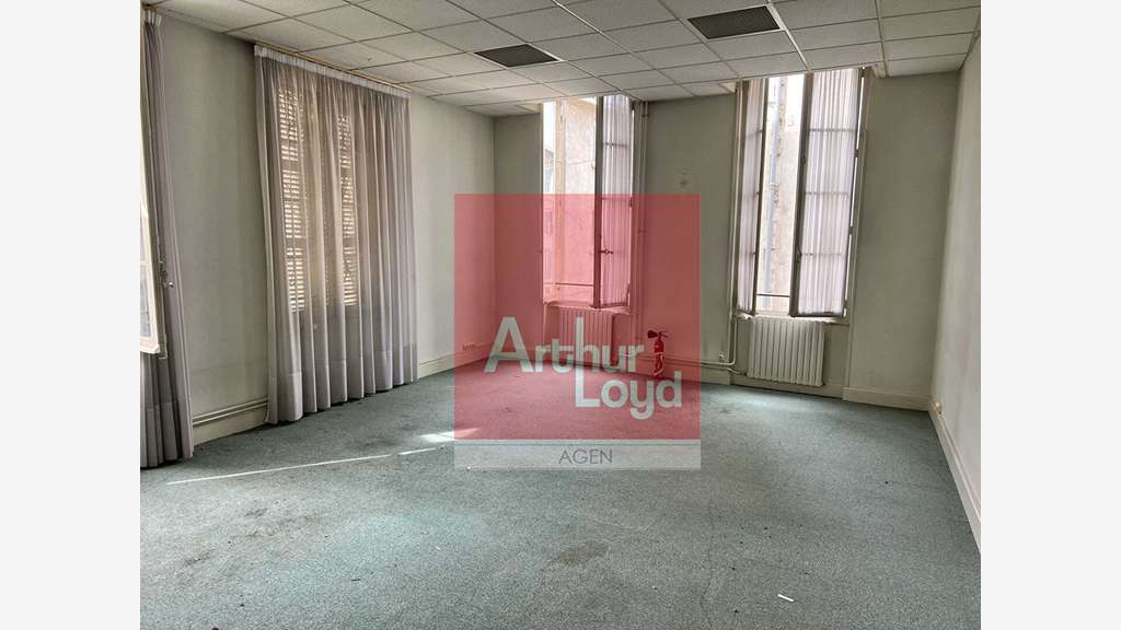 A louer bureaux 200m² hyper centre Agen