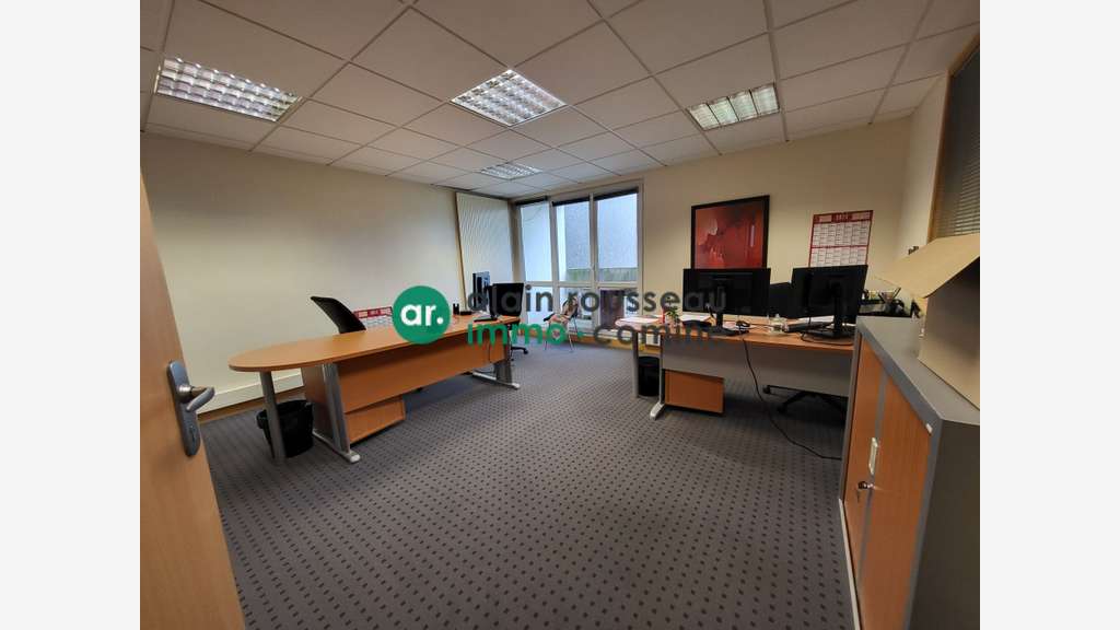 A louer bureaux 720m² à Angers hyper centre