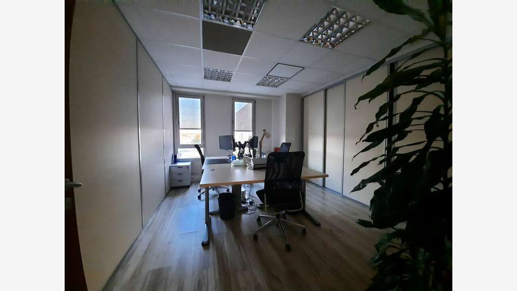 A louer bureaux 75m² R+3 Toulouse François Verdier