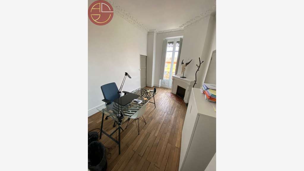 A louer bureaux 120m² R+4 à Toulouse Carmes