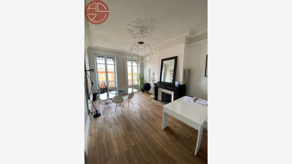 A louer bureaux 120m² R+4 à Toulouse Carmes
