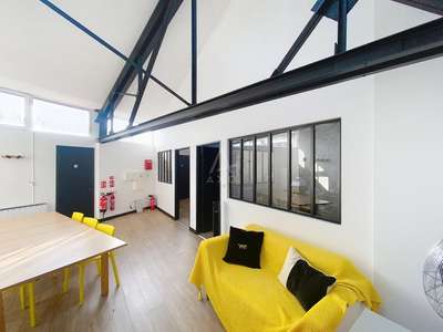 A louer bureaux à 6 mn à pied du RER Saint Maur
