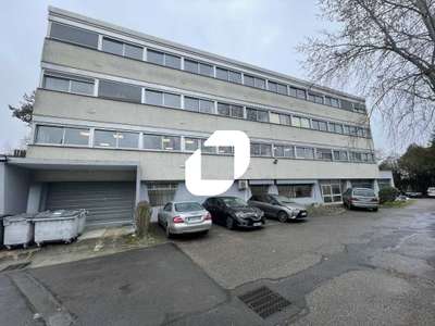 A louer Bureaux 124m² Igny