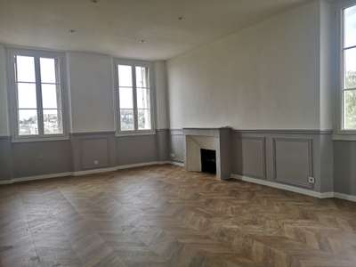A louer bureaux 180m² Grasse proche gare SNCF