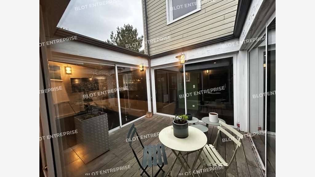 A louer bureaux 118m² Saint Herblain