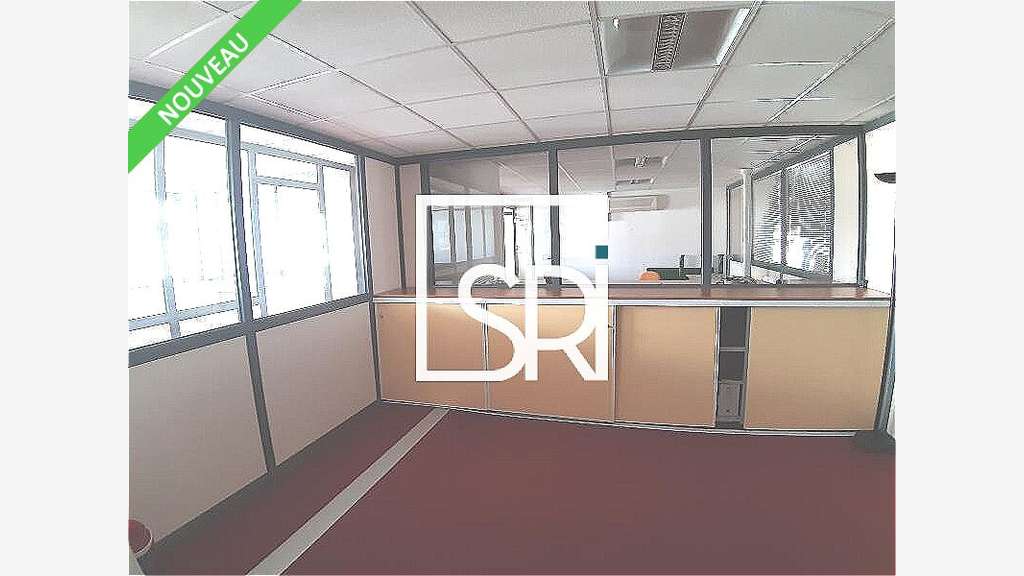 A louer plateau bureaux 380m² à Clermont-ferrand