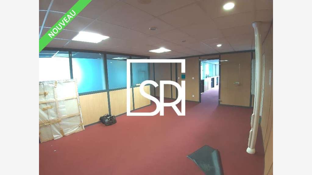 A louer plateau bureaux 380m² à Clermont-ferrand