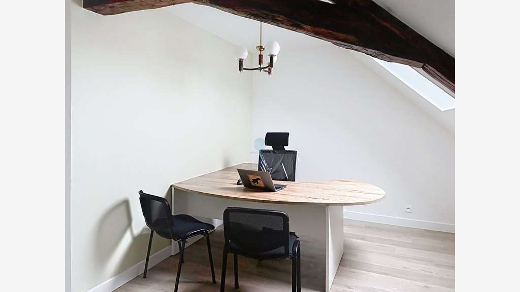 A louer deux bureaux privatifs 11et 14m² à Ingré