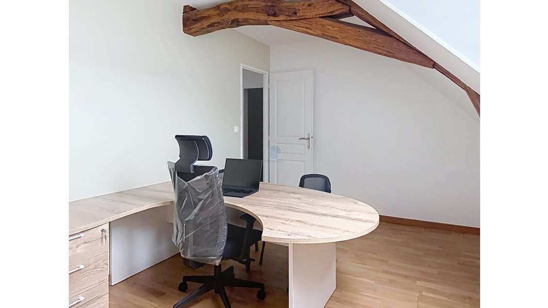 A louer deux bureaux privatifs 11et 14m² à Ingré