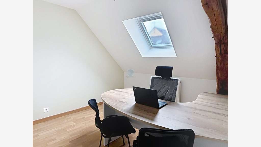 A louer deux bureaux privatifs 11et 14m² à Ingré