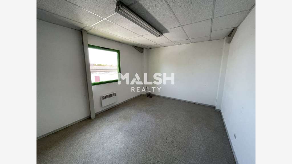Bureaux 154m² R+1 à louer à Irigny