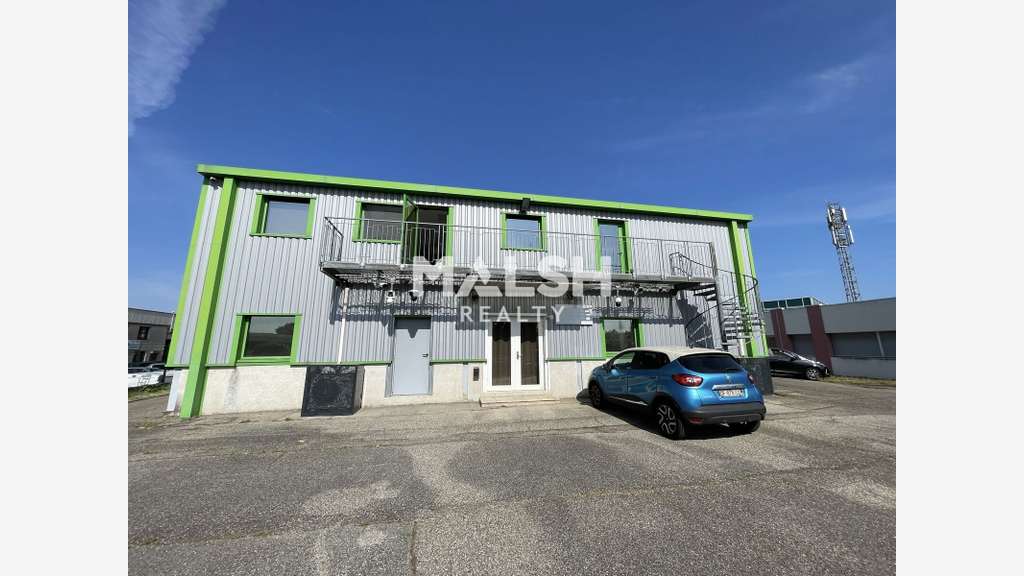 Bureaux 154m² R+1 à louer à Irigny