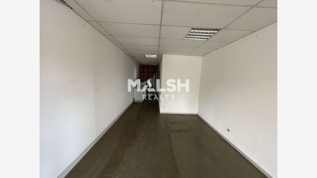Bureaux 154m² R+1 à louer à Irigny