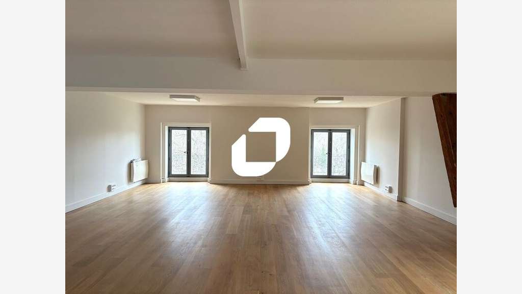 A louer Bureaux 586m² Irigny