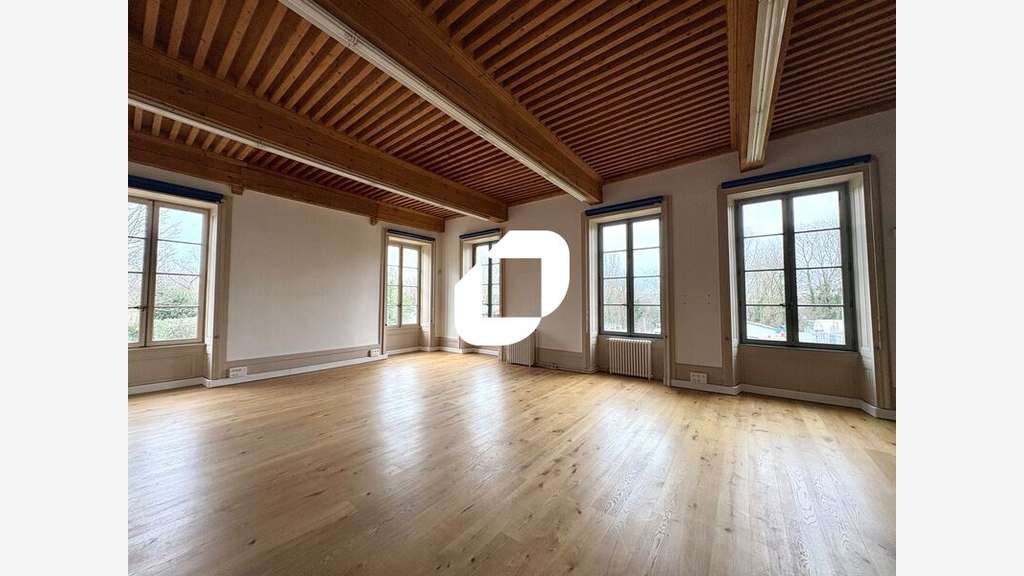 A louer Bureaux 586m² Irigny